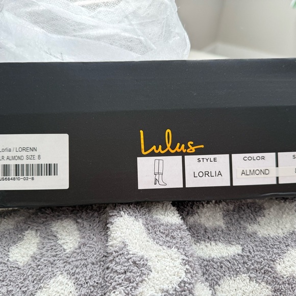 Lulu's Cream Heeled Boots - Picture 6 of 6